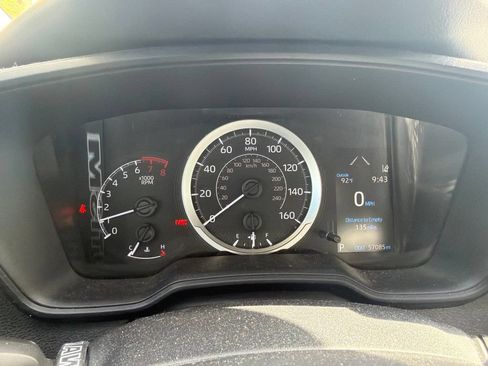 Used 2020 Toyota Corolla LE FWD image 8