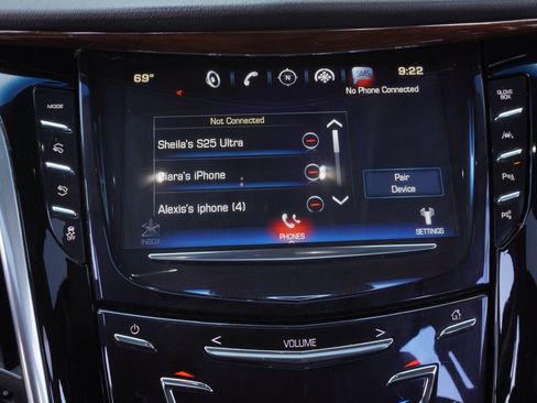 Used 2019 Cadillac Escalade ESV Premium Luxury image 22