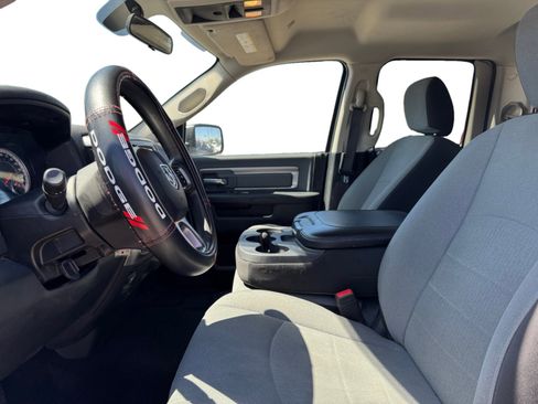 Used 2024 RAM 1500 Classic SLT AWD/4WD image 10