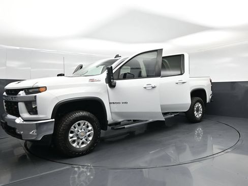 Used 2023 Chevrolet Silverado 2500 LT w/ Convenience Package AWD/4WD image 24