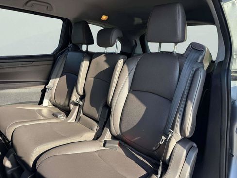 Used 2019 Honda Odyssey Touring image 39