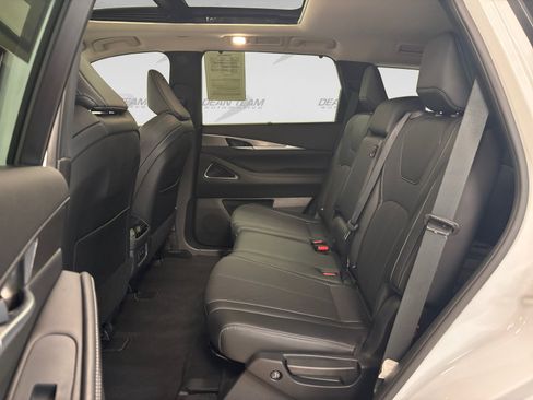 Used 2026 INFINITI QX60 Luxe w/ Cargo Package AWD/4WD image 12