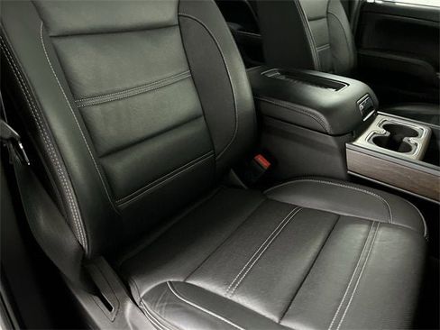 Certified 2017 GMC Sierra 2500 Denali w/ Duramax Plus Package image 29