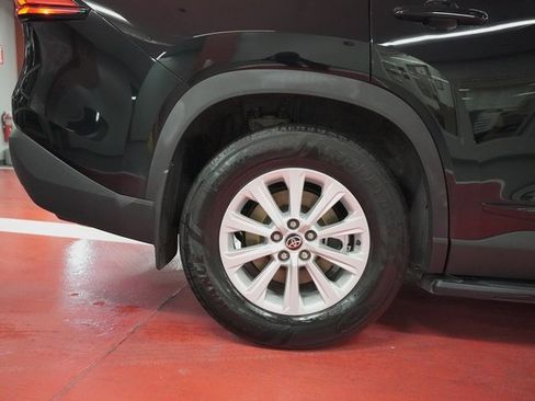 Certified 2024 Toyota Grand Highlander XLE image 32