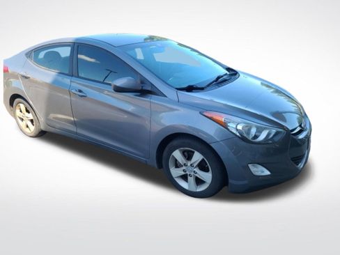 Used 2012 Hyundai Elantra GLS w/ Preferred Pkg 3 FWD image 10