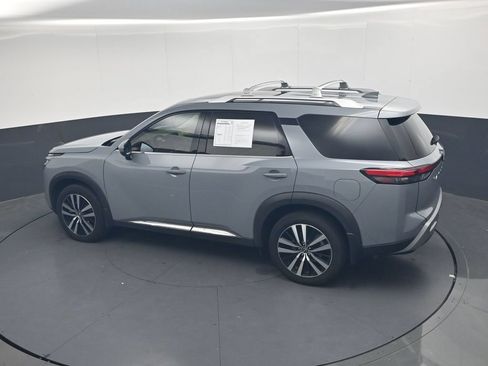 Certified 2024 Nissan Pathfinder Platinum w/ Cargo Package FWD image 30