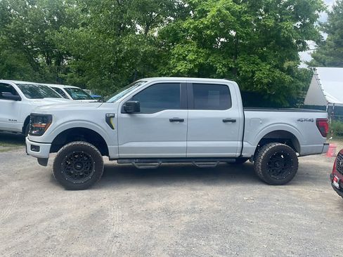 Used 2024 Ford F150 STX AWD/4WD image 4