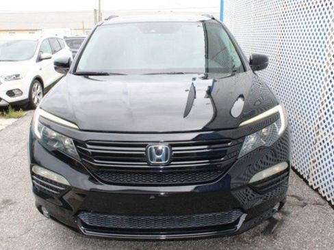 Used 2017 Honda Pilot Elite image 3