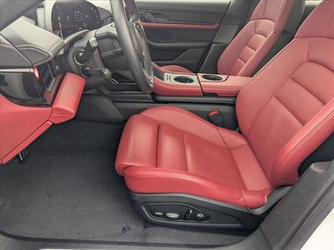 Used 2020 Porsche Taycan Turbo image 16