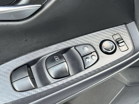 Used 2023 Nissan Sentra S FWD image 30