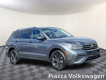 Certified 2022 Volkswagen Tiguan SE w/ Panoramic Sunroof Package