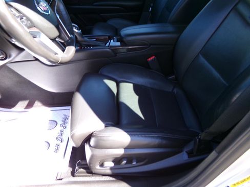Used 2014 Cadillac XTS Luxury AWD/4WD image 11