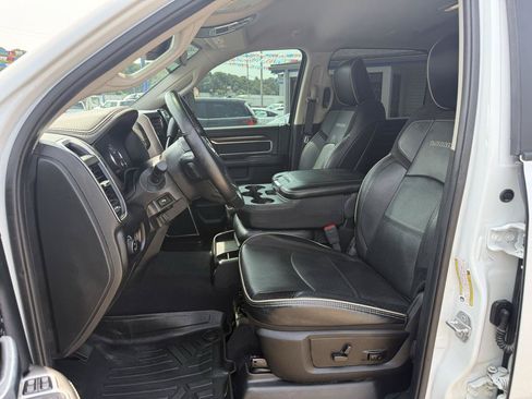 Used 2024 RAM 2500 Laramie w/ Safety Group AWD/4WD image 8