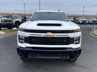 Used 2024 Chevrolet Silverado 2500 Custom w/ Custom Value Package video 2