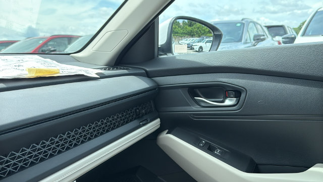 New 2026 Honda Accord LX image 18