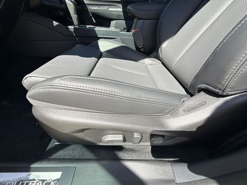New 2026 Subaru Outback Touring AWD/4WD image 12