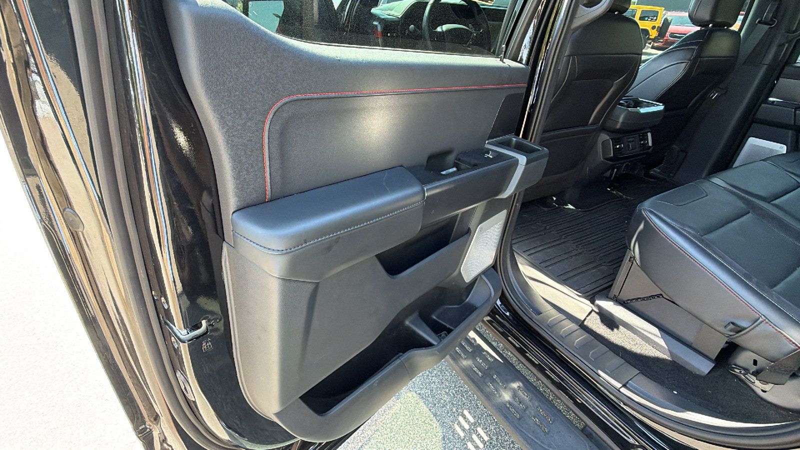Used 2025 Ford F150 Raptor AWD/4WD image 22