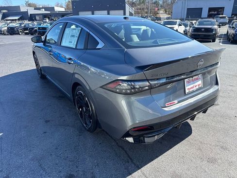 New 2026 Nissan Sentra SR w/ SR Premium Package FWD image 3