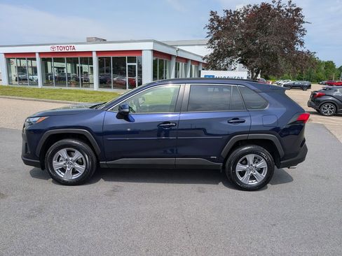 Used 2025 Toyota RAV4 XLE w/ Convenience Package AWD/4WD image 2