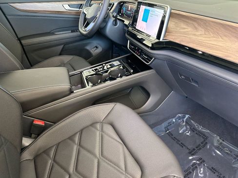 New 2026 Volkswagen Atlas SE AWD/4WD image 16
