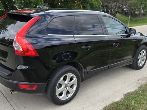 Used 2013 Volvo XC60 3.2 Premier Plus FWD image 9