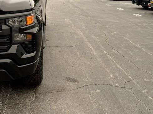 Used 2025 Chevrolet Silverado 1500 Custom Trail Boss AWD/4WD image 10