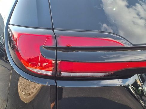 New 2025 Chrysler Pacifica Select FWD image 26
