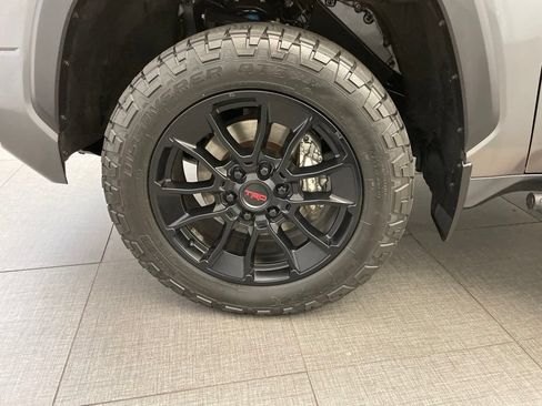 Used 2022 Toyota Tundra Limited w/ TRD Off-Road Package AWD/4WD image 9