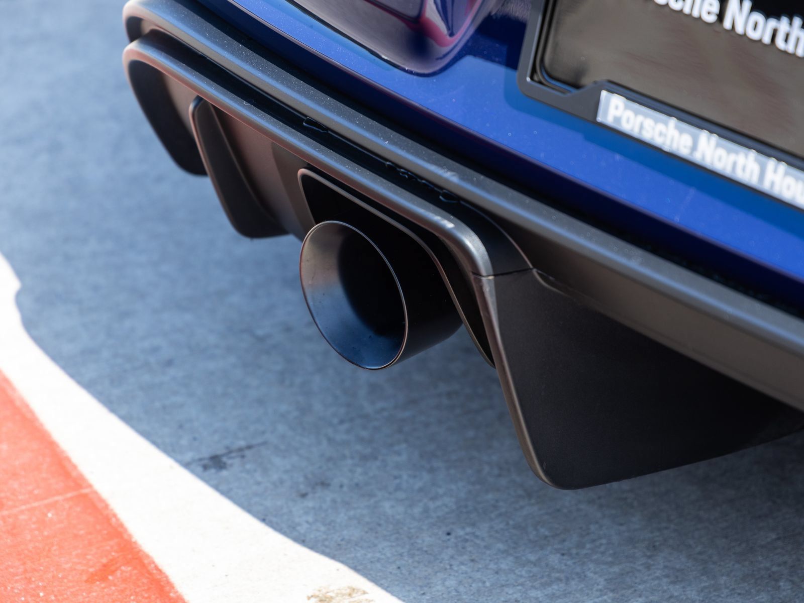 Certified 2020 Porsche 718 Cayman GT4 RWD image 18