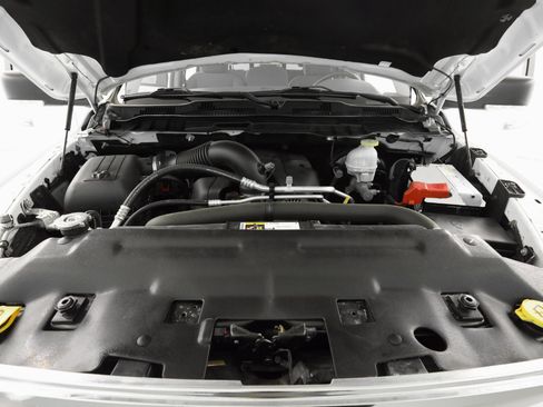 Used 2017 RAM 1500 Classic SLT w/ SLT Plus D￩cor Group image 36