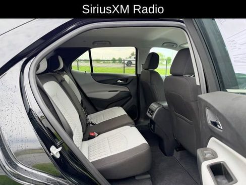 Certified 2023 Chevrolet Equinox LT FWD image 10