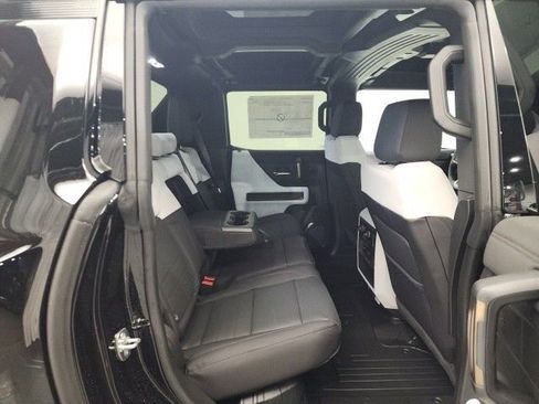 New 2025 GMC Hummer EV 3X w/ LPO, Dark Essentials Package image 24