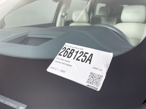 Used 2023 GMC Acadia Denali w/ Denali Ultimate Package image 34