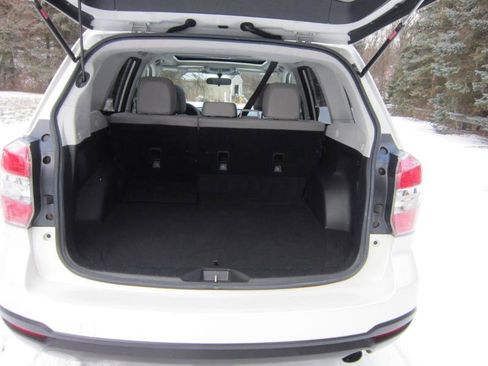 Used 2014 Subaru Forester 2.5i Limited image 23