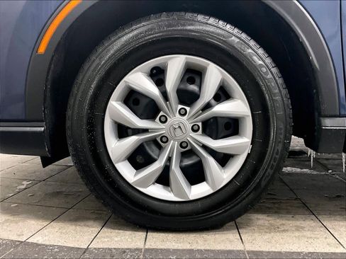 Used 2025 Honda CR-V LX image 7