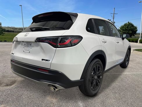 New 2026 Honda HR-V Sport image 5