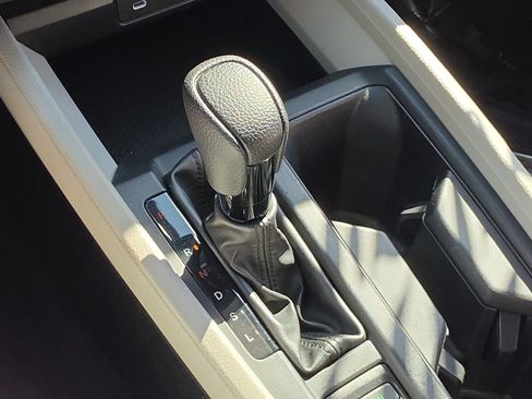 Used 2023 Honda Accord EX image 24