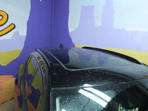 Used 2023 Buick Envision Essence w/ Sport Touring Package image 5