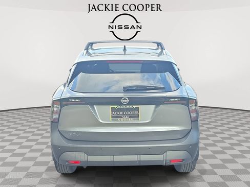 New 2026 Nissan Kicks SV w/ Cold Weather Package FWD image 6