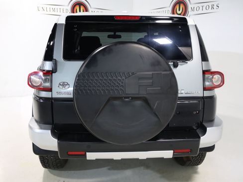 Used 2012 Toyota FJ Cruiser 4WD w/ Upgrade Pkg image 26