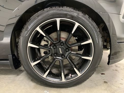 Used 2013 Ford Mustang Coupe image 24