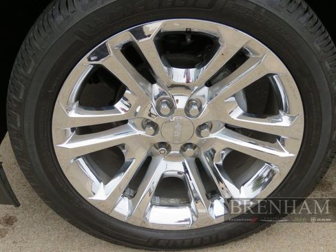 Used 2018 GMC Yukon SLT w/ Premium Edition image 10