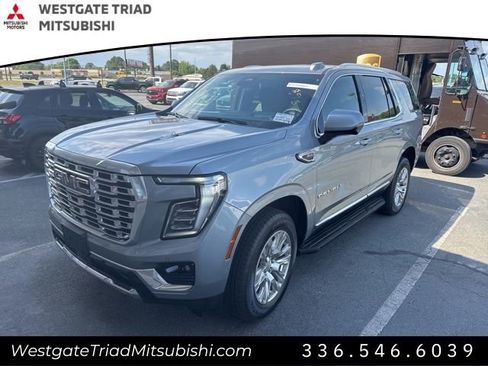 Used 2025 GMC Yukon Denali image 3