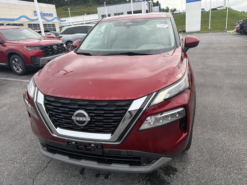 Used 2023 Nissan Rogue SV AWD/4WD image 15