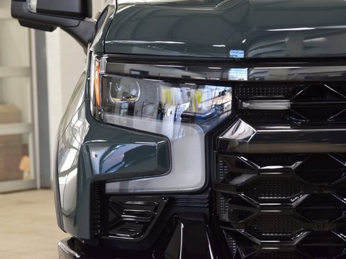 New 2026 Chevrolet Silverado 1500 ZR2 image 12