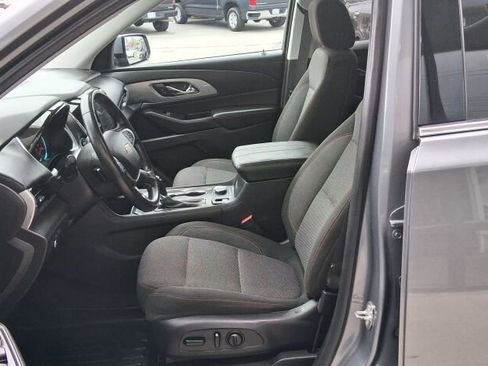 Used 2018 Chevrolet Traverse LT image 21