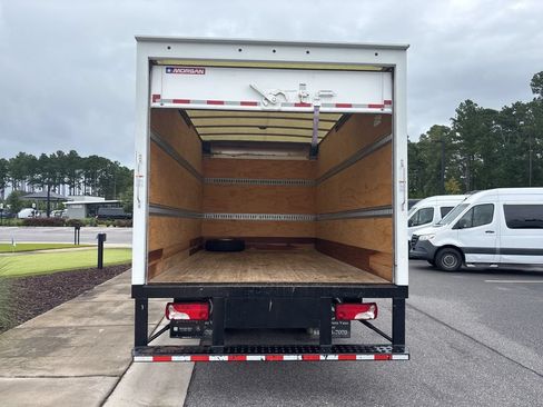 Used 2021 Freightliner Sprinter 3500 RWD image 14