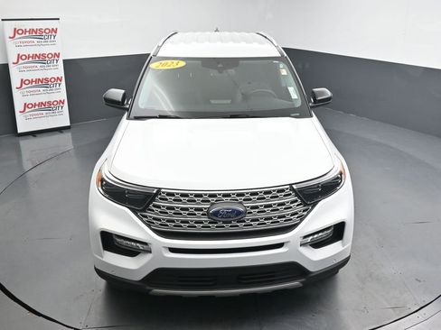 Used 2023 Ford Explorer Limited AWD/4WD image 29