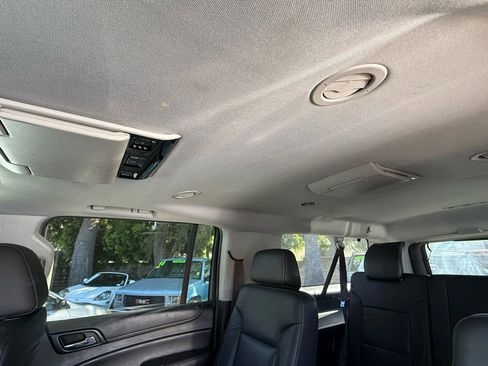 Used 2016 Chevrolet Suburban LTZ image 26