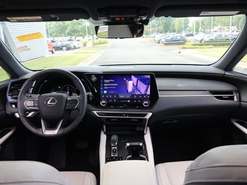 Used 2024 Lexus RX 350 Premium Plus w/ Convenience Package FWD image 16